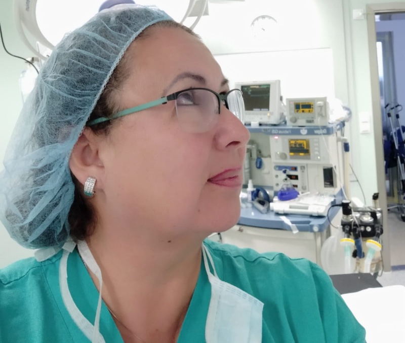 cirujano plastico Camila Arenas Madrid
